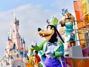 Disney’s theme parks report revenue growth in second-quarter results featured image
