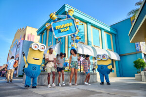 Universal Orlando opens new Minion Land with Villain-Con attraction and F&B featured image